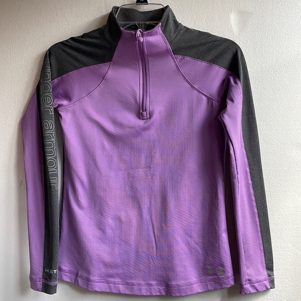 Under Armour fitted two tone cold gear quarter zip top size youth large